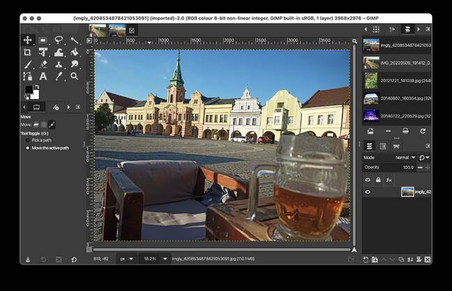 GIMP 3.0 in its single-window mode – but you can flip back to the previous behavior from the Window menu. 