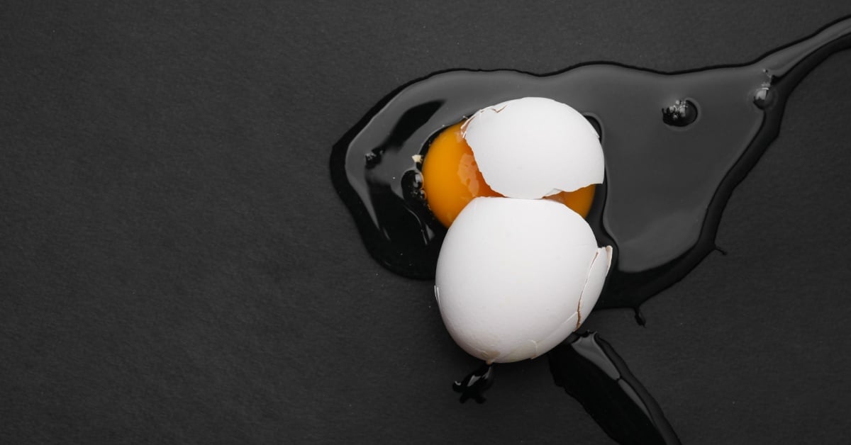 Yolk's on you – eggs break less when they land sideways