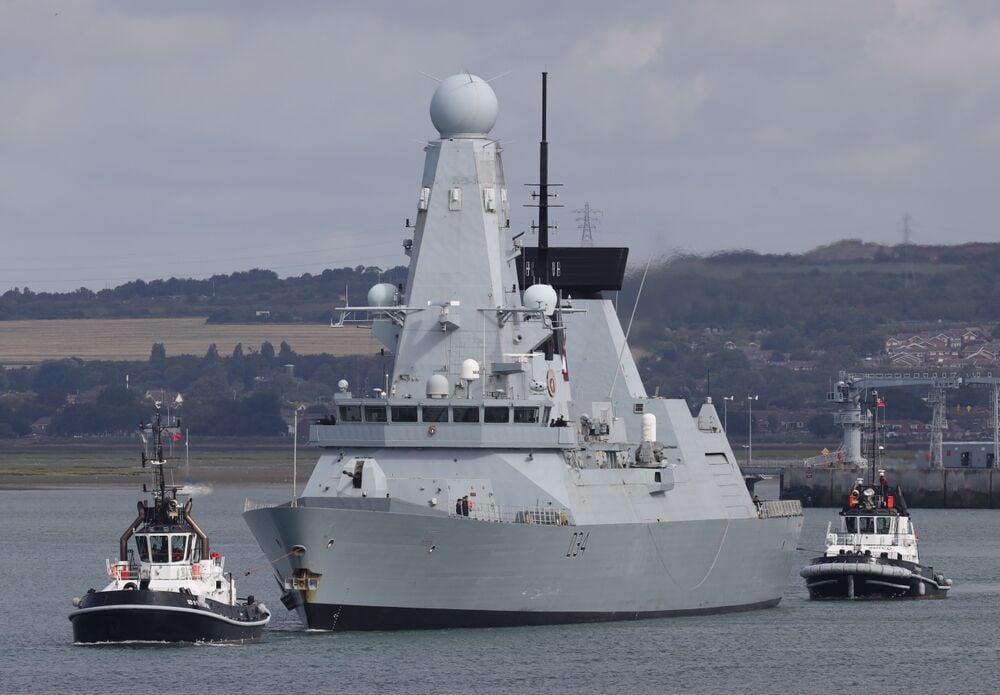 Royal Navy freshens up ships' electromagnetic warfare defenses