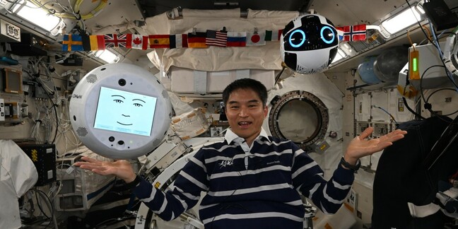 Astronaut Takuya Onishi with Int-Ball2 and CIMON