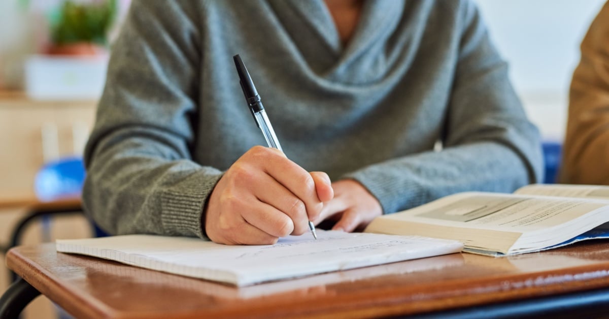 UK Home Office delays 816M English test contract