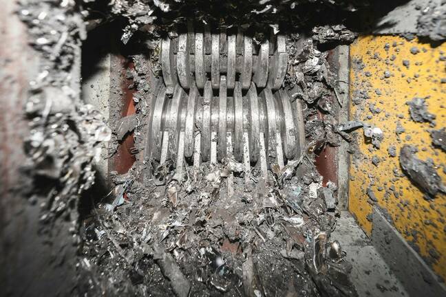 HDD shredding at a Dell facility