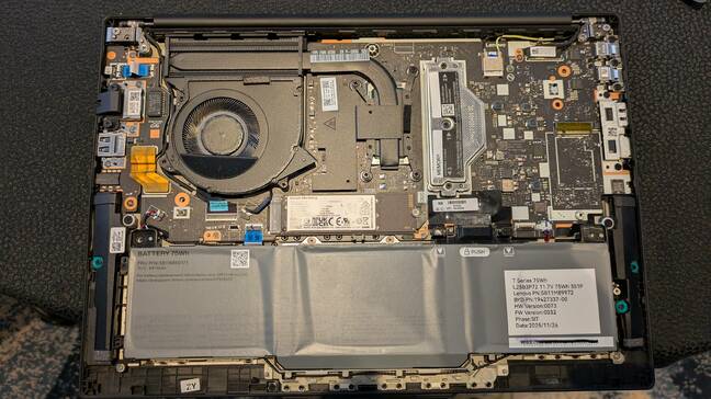 ThinkPad T14 Gen 7 is easy to repair