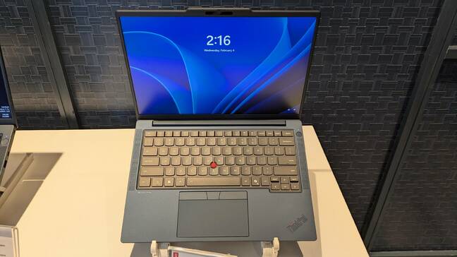 Lenovo ThinkPad T14 in Cosmic Blue